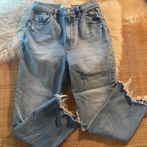 👖 Abercrombie Ultra High Rise Kick Flare Jeans 👖